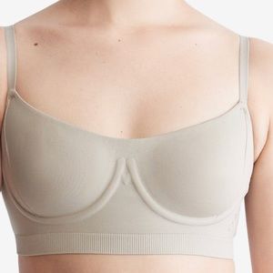 NWT Calvin Klein Women's Bonded Flex Balconette Bralette QF6609